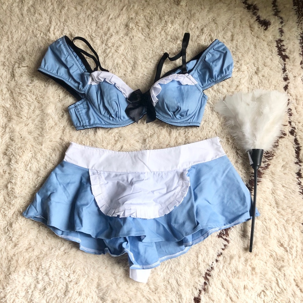 Leg Avenue Sexy Maid costume